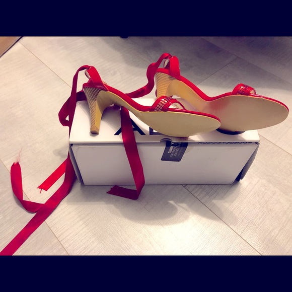 Red Heels ๐ ๐ with Satin Ribbon to tie as Bow - NEW - Picture 6 of 9